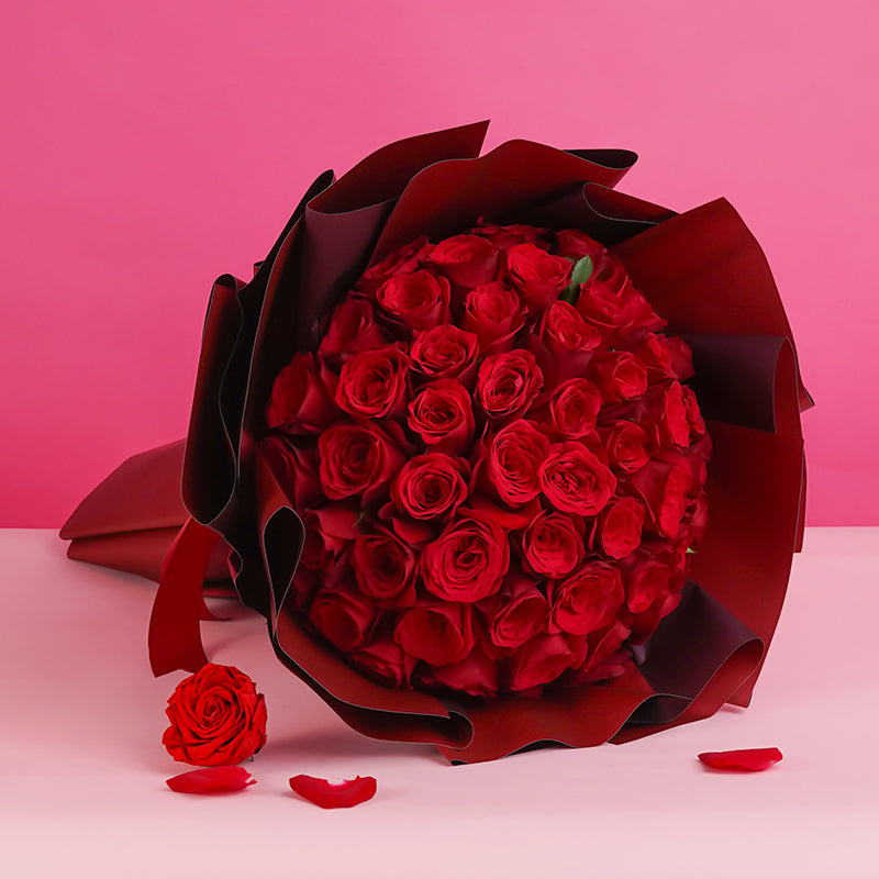 50 Roses Scarlet Heart (MD)
