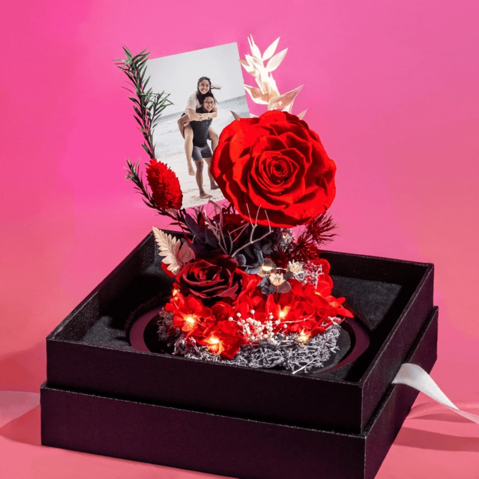 flowerchimp-gift-forever-flame-preserved-rose-2500x2500-lights-on-05